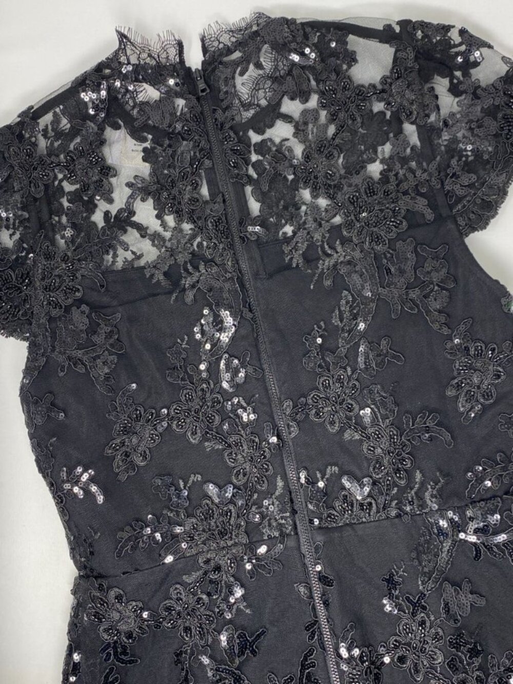 Alice + Olivia Alaina Black Lace Romper 6 NWT $550 - Picture 13 of 14